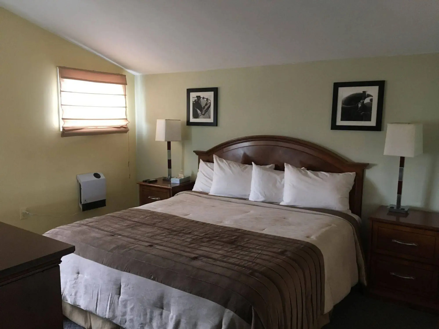 The Grenville Hotel and Restaurant