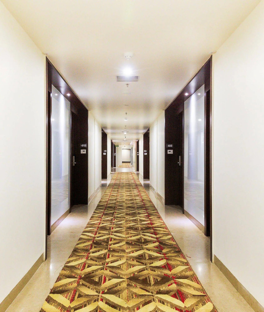 Zo Rooms Lakdi Ka Pul X Road