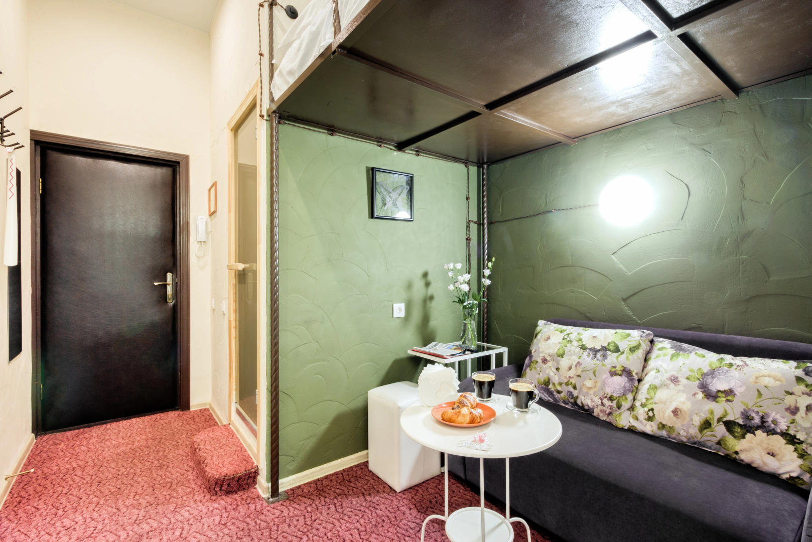 GhOtel На Невском