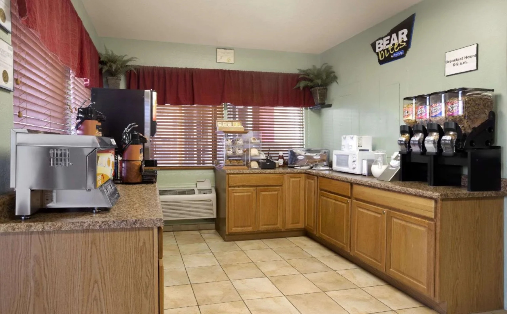 Travelodge by Wyndham Holbrook