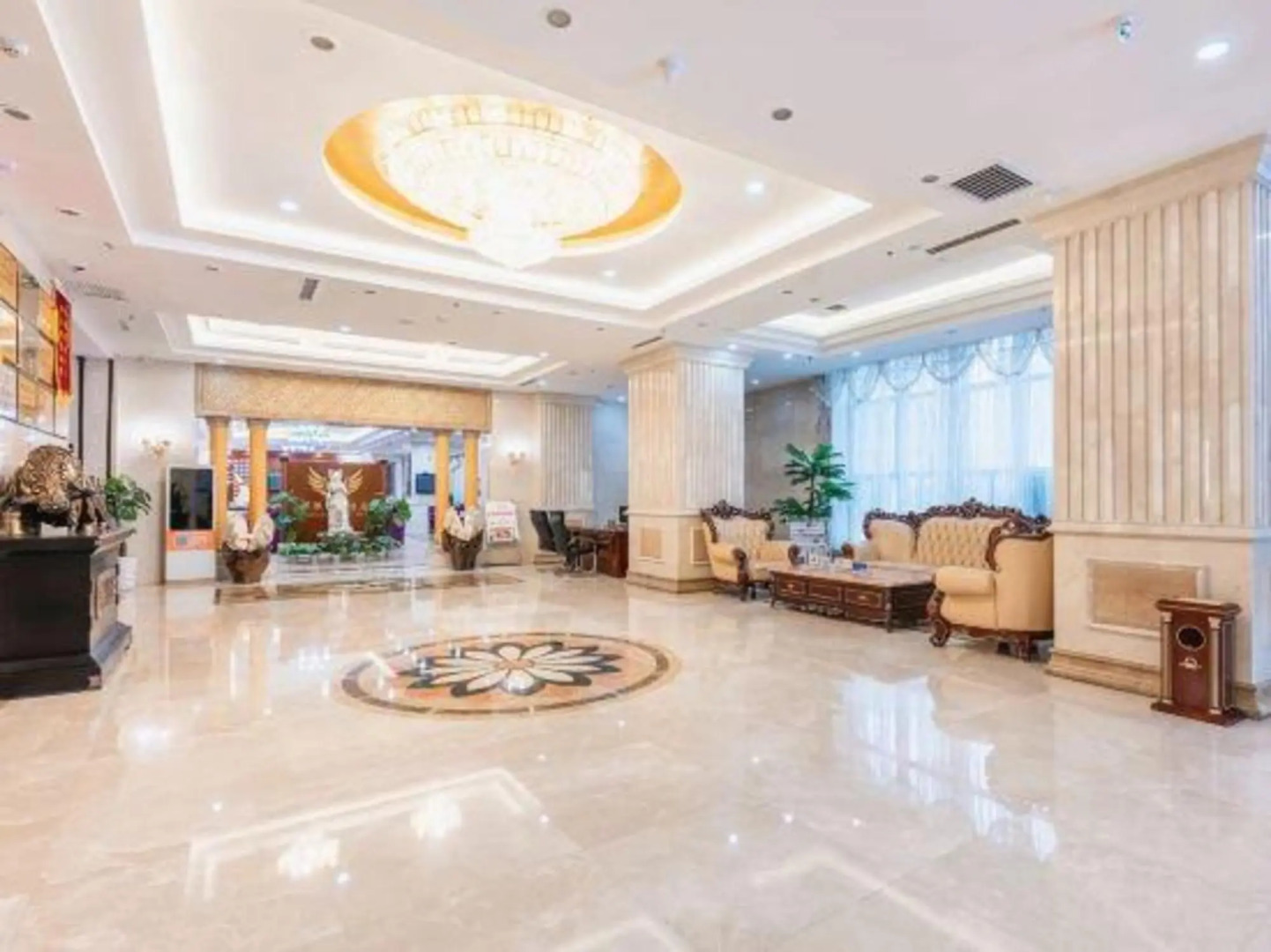 Huayu International Hotel