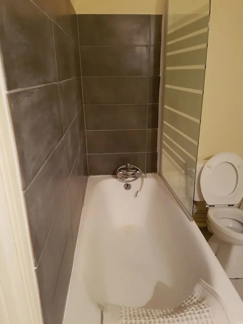 Ets le vieux pré de la Motte