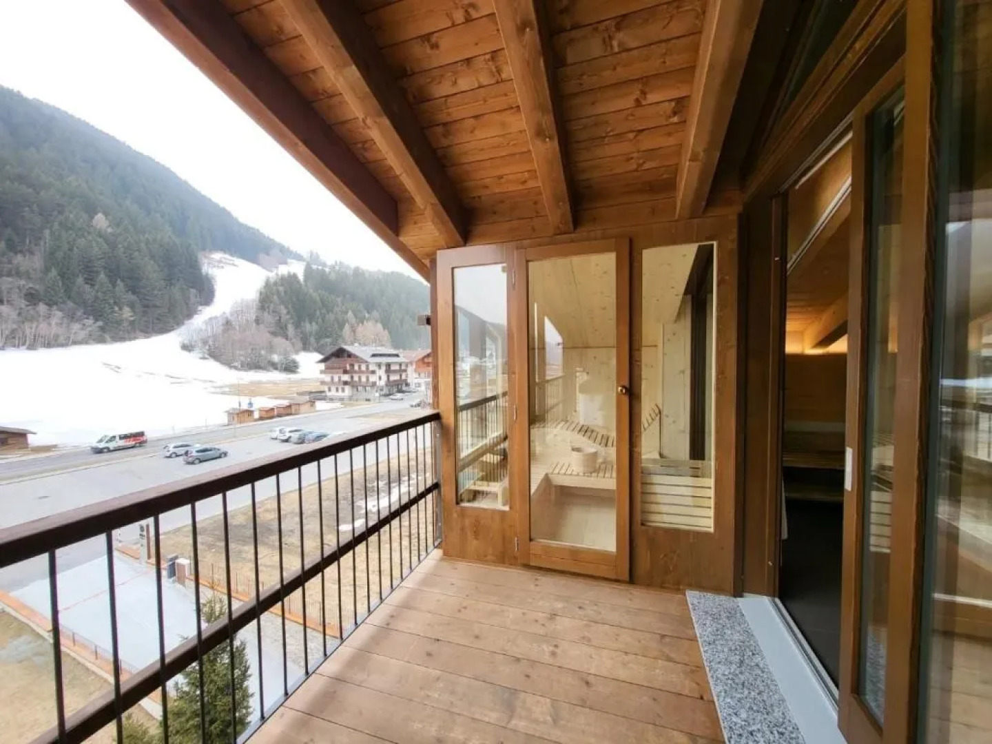 Nira Mountain Resort Futura