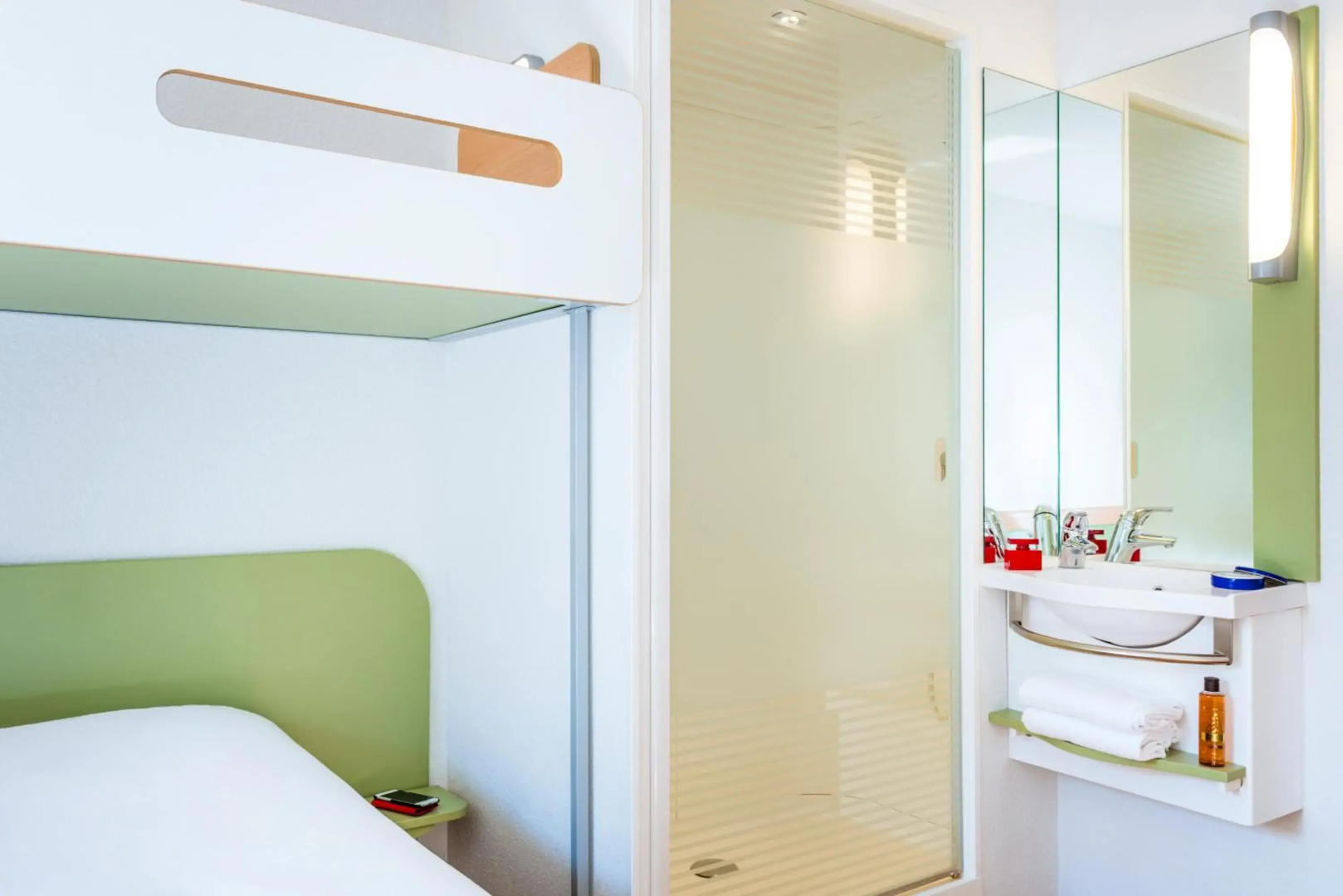 ibis budget Courbevoie Paris la Defense 1