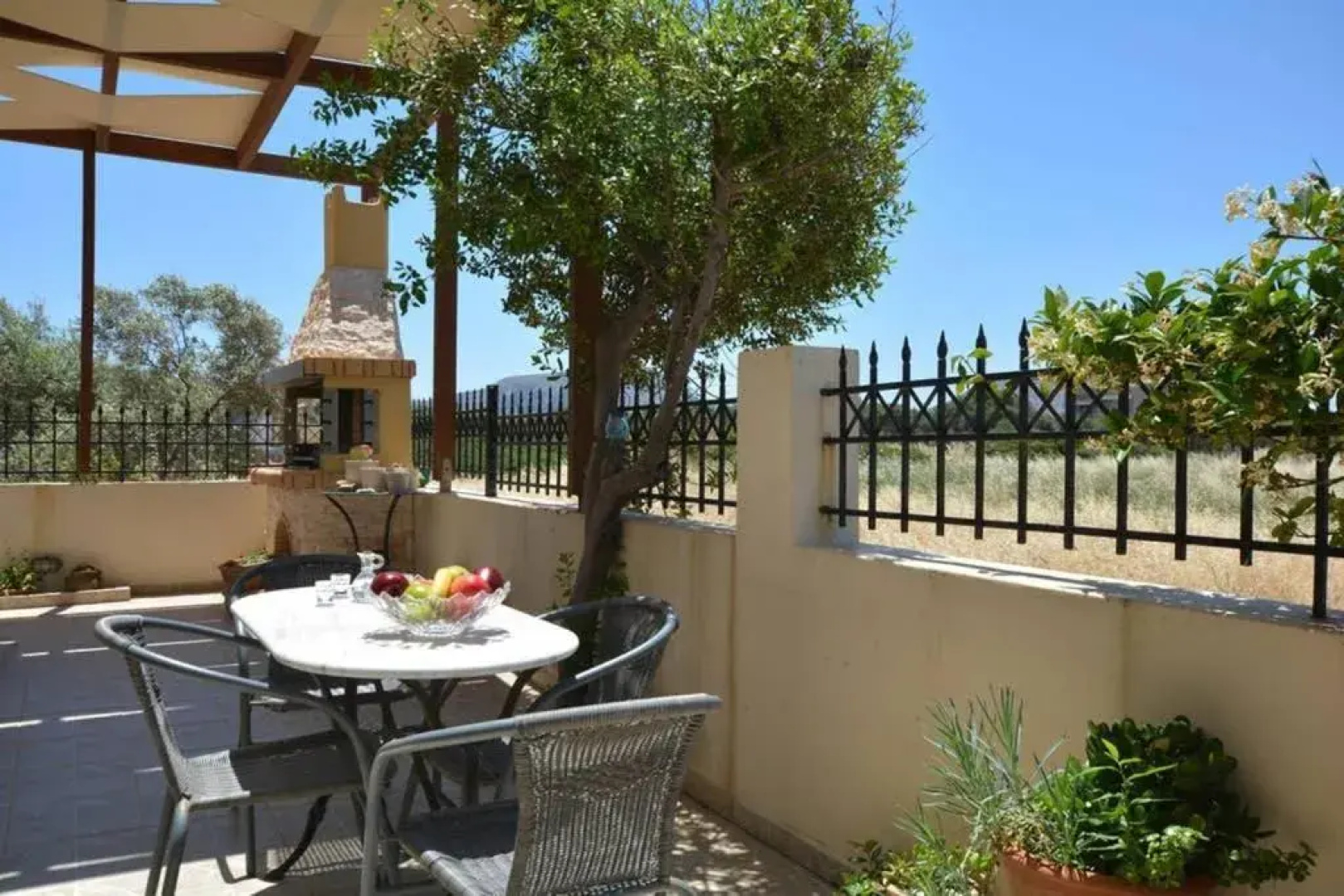 Olive Oil Residence