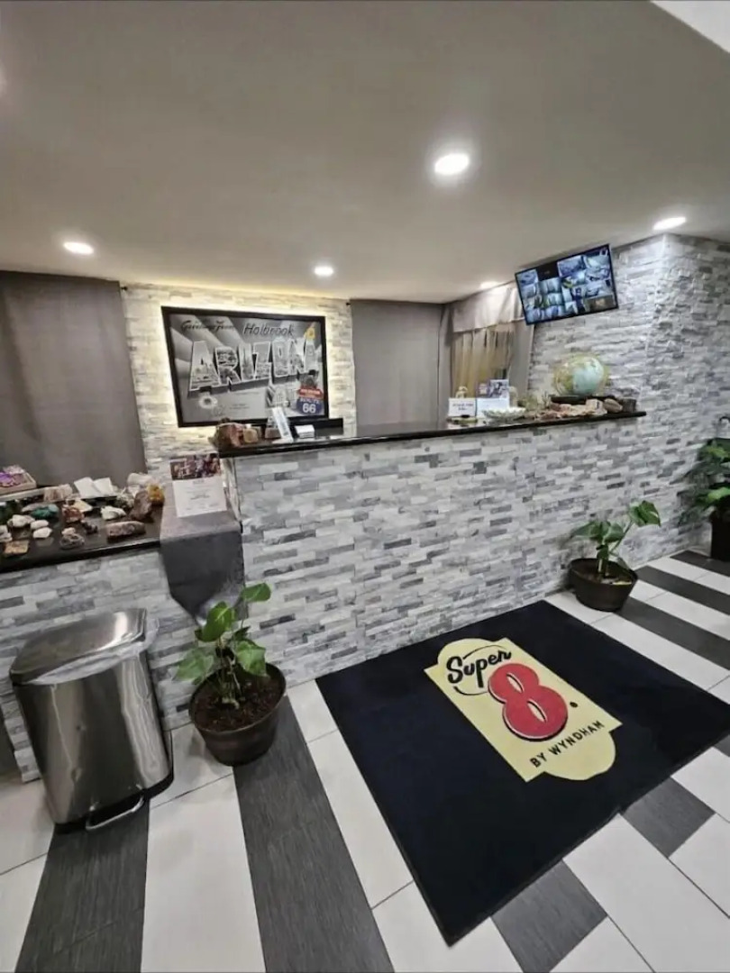 Super 8 By Wyndham Holbrook