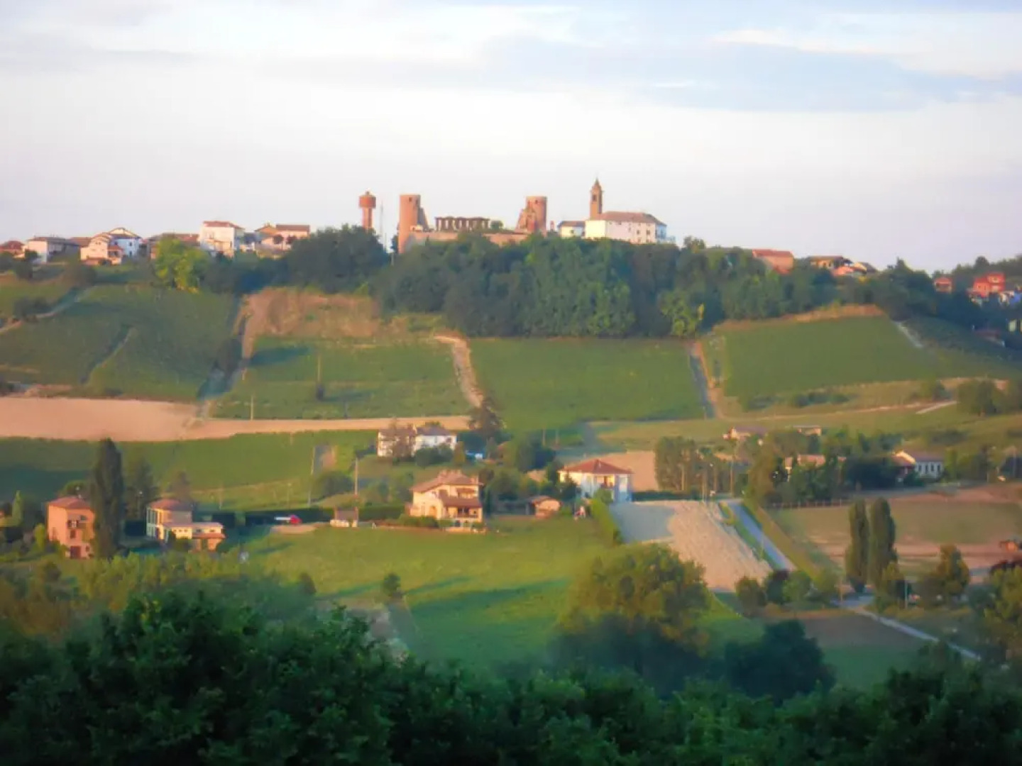 Apartment With 2 Bedrooms in Moasca, With Pool Access, Furnished Terra