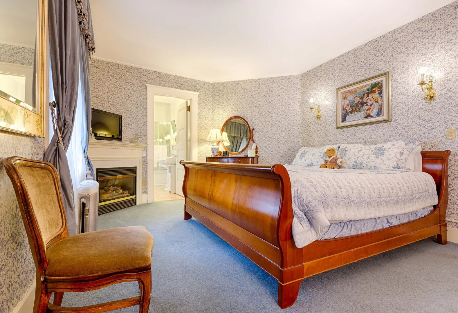 Gateways Inn & Restaurant