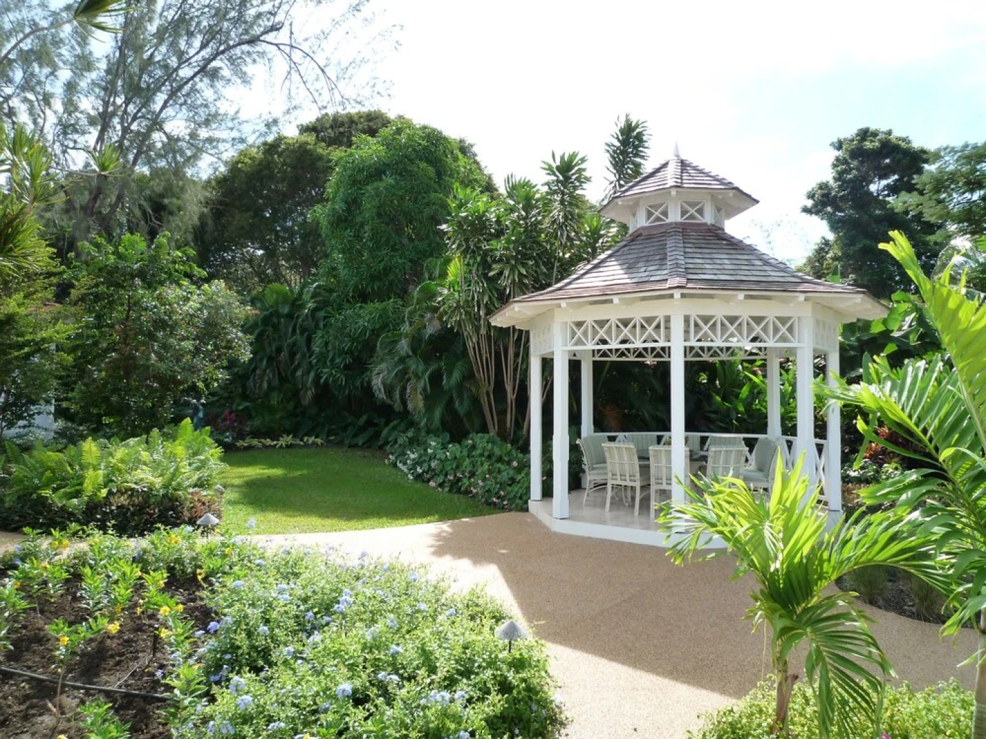 Standford House by Altman