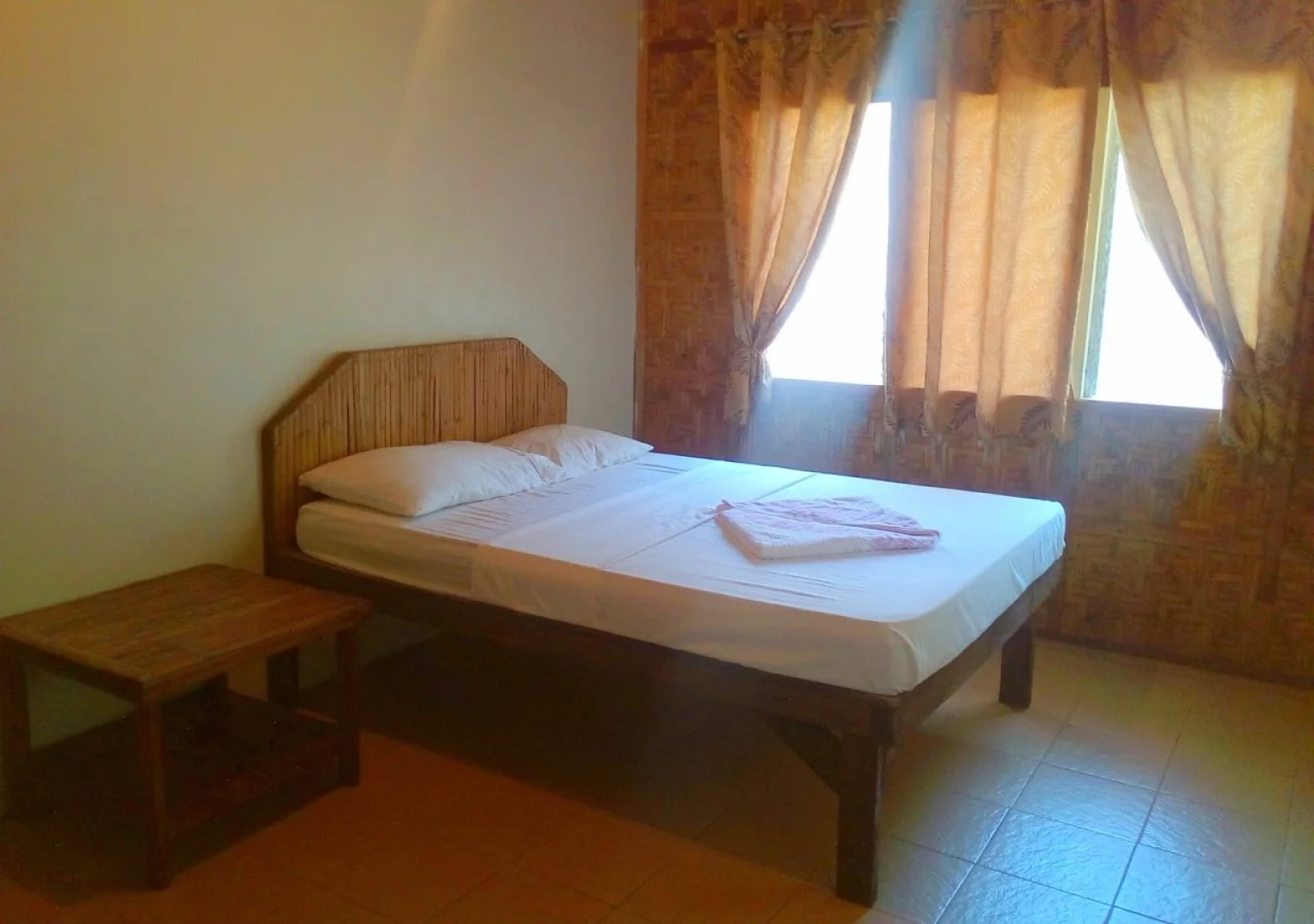 The Sharks Tail Dive Resort