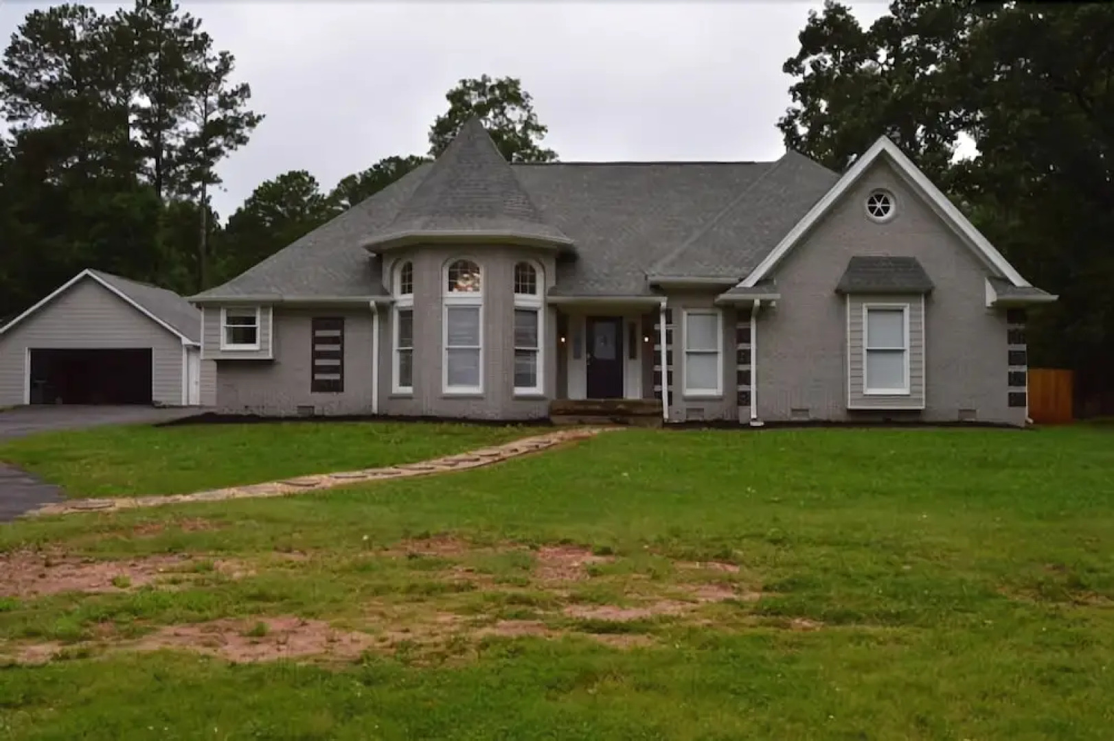 Opis Realty - Custom Metro Atlanta Home