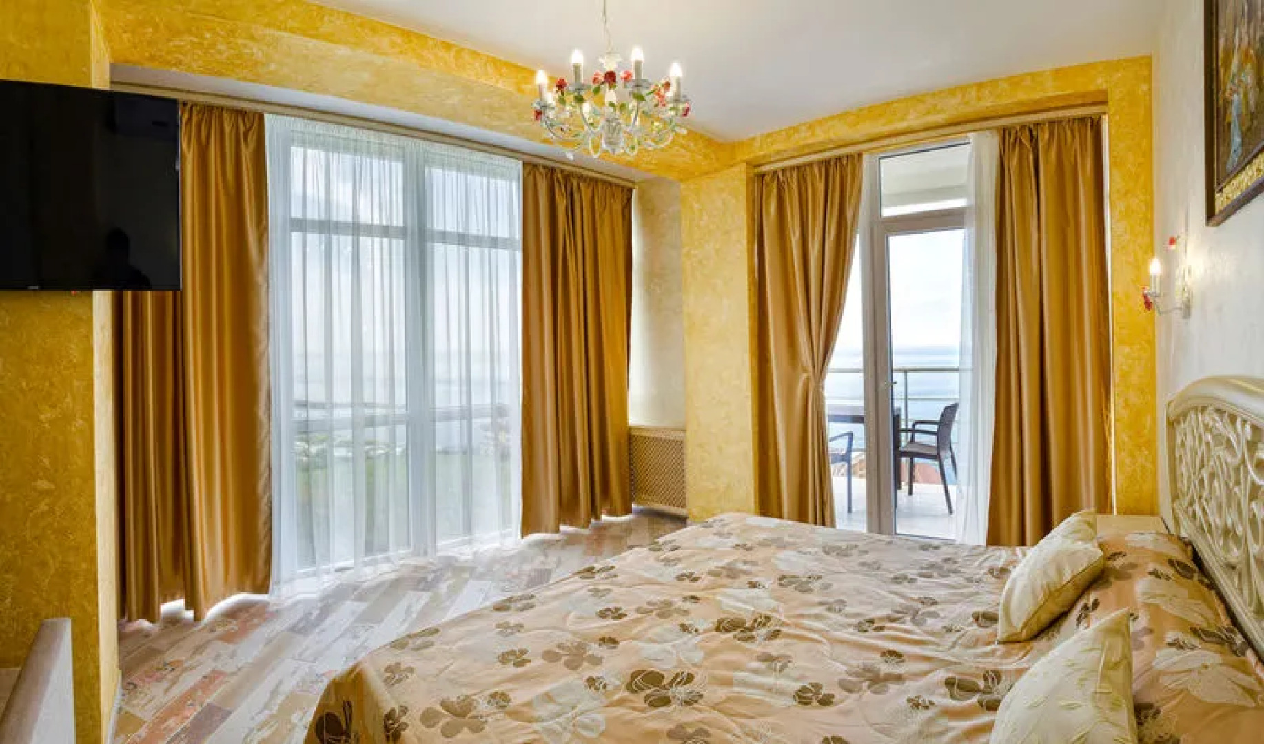 Apartments Mirage on str. Morskoj Spusk, 3