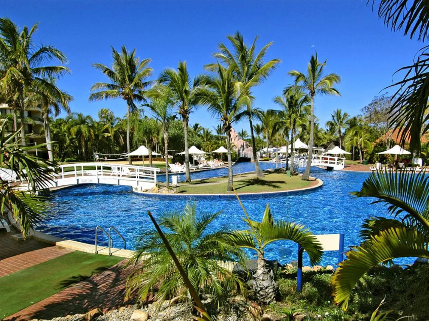 Mercure Capricorn Resort