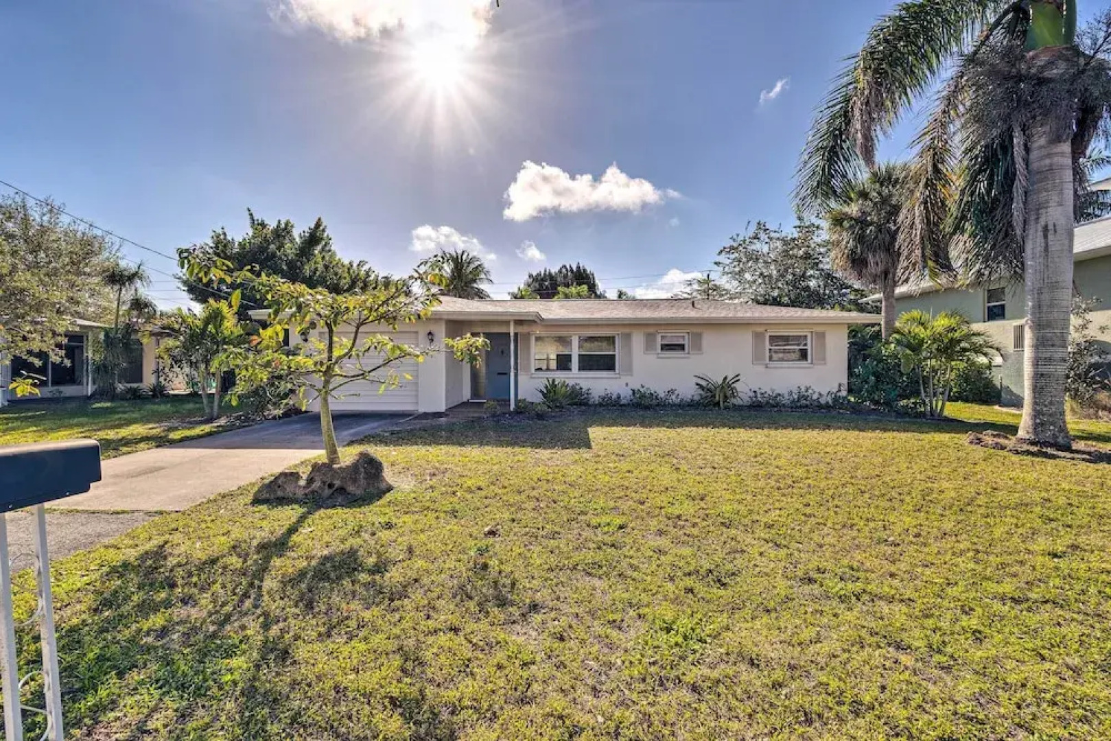 Punta Gorda Home With Backyard ~ 1 Mile to Dtwn!