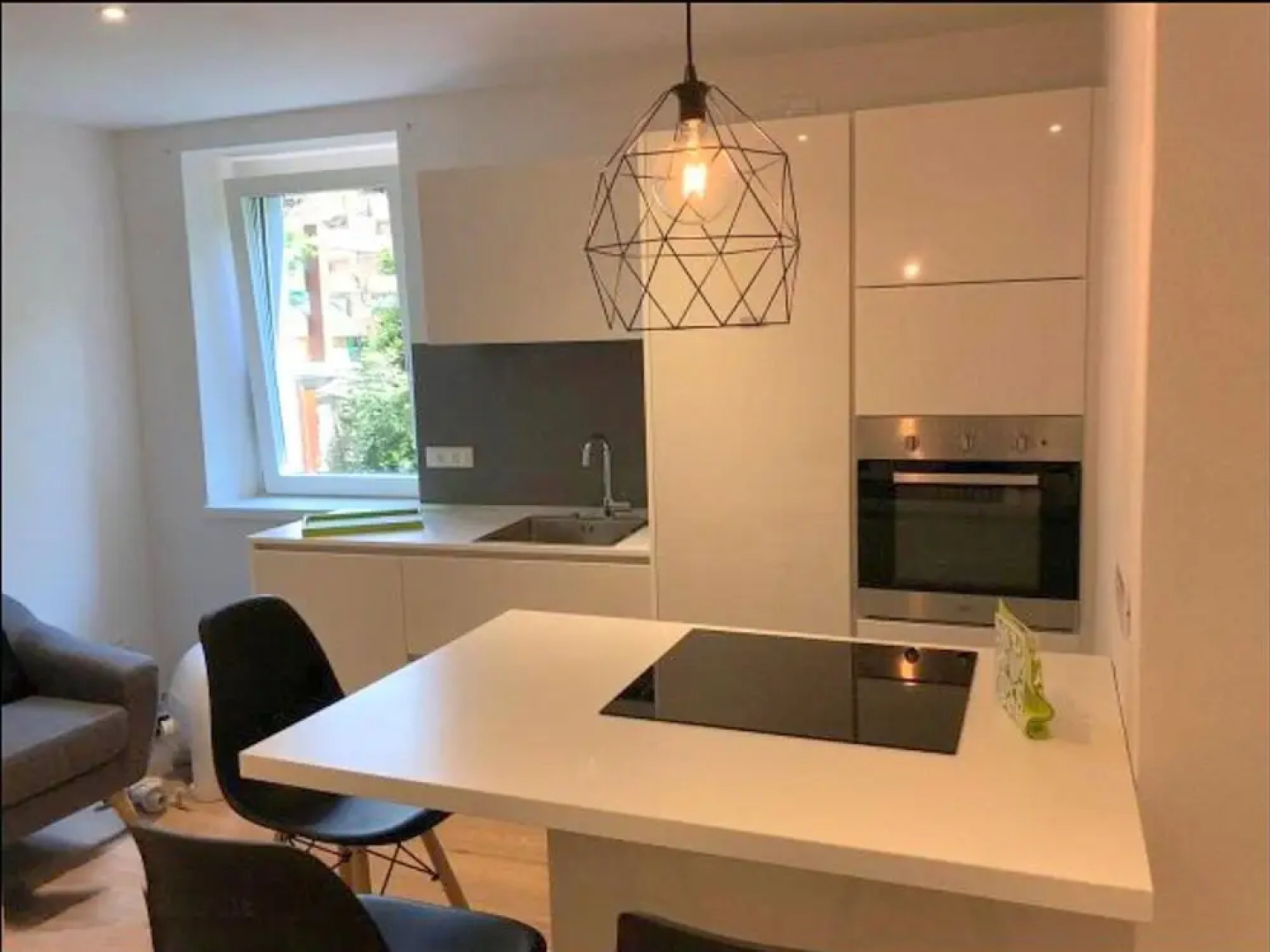 Apartment in the Historic Center of Locca, not far From the Lake