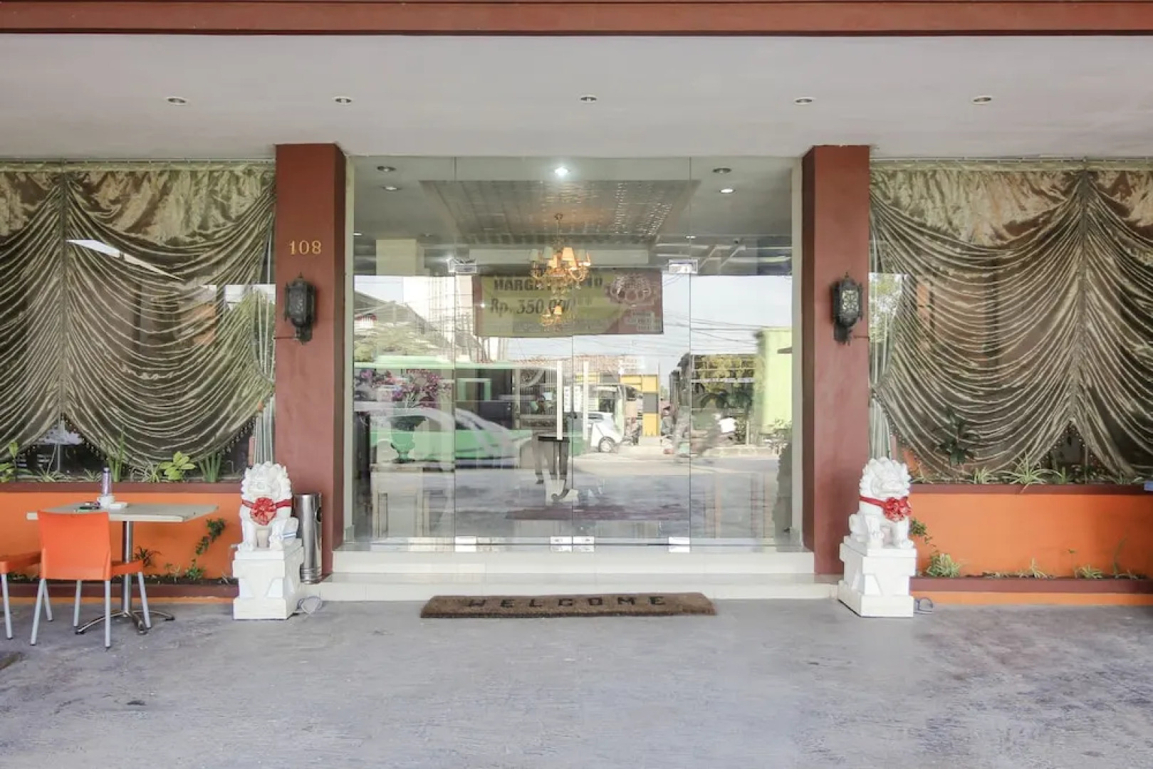 Hotel Teratai Cikarang