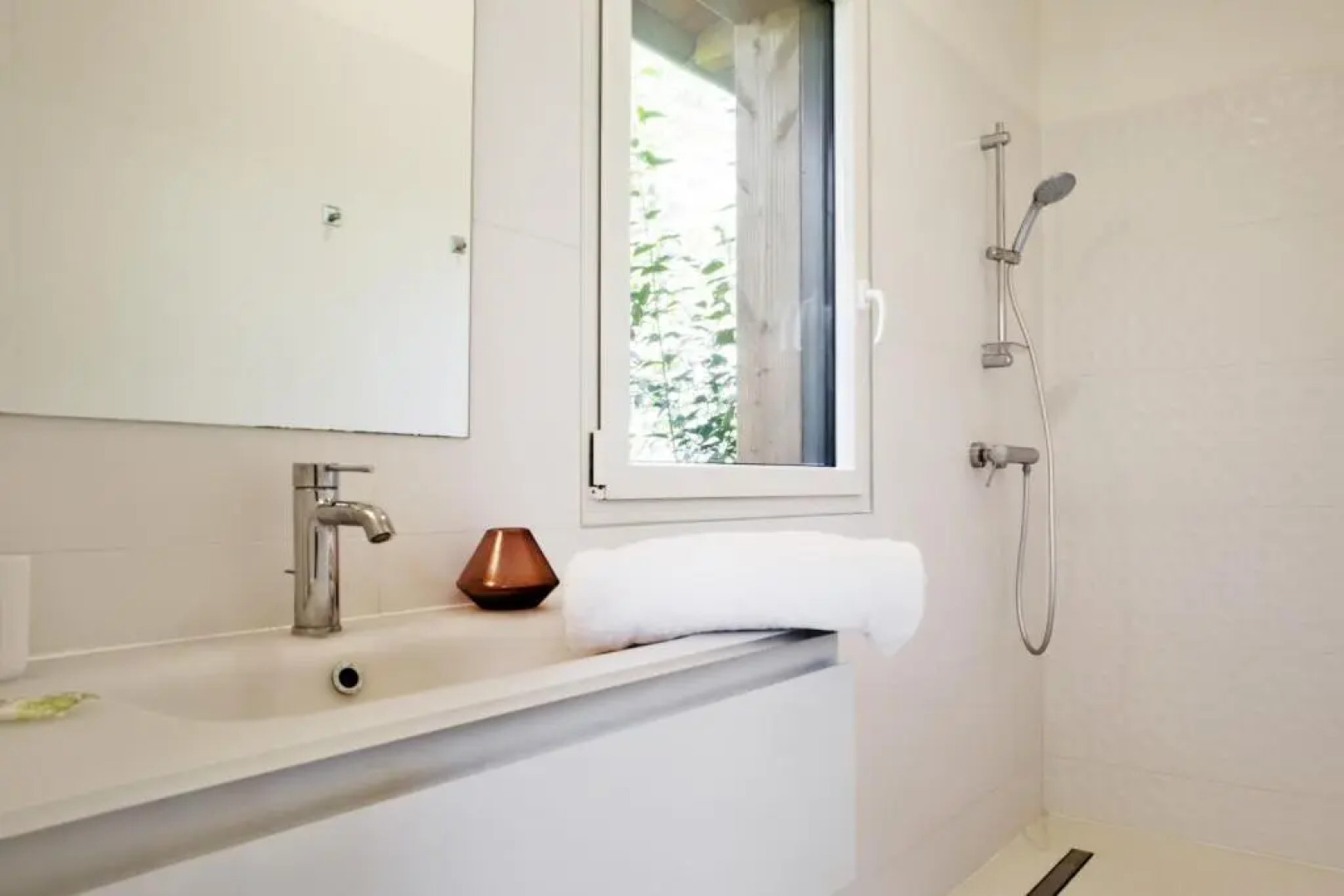 Large and bright house with pool in the middle of nature in Orx - Welkeys