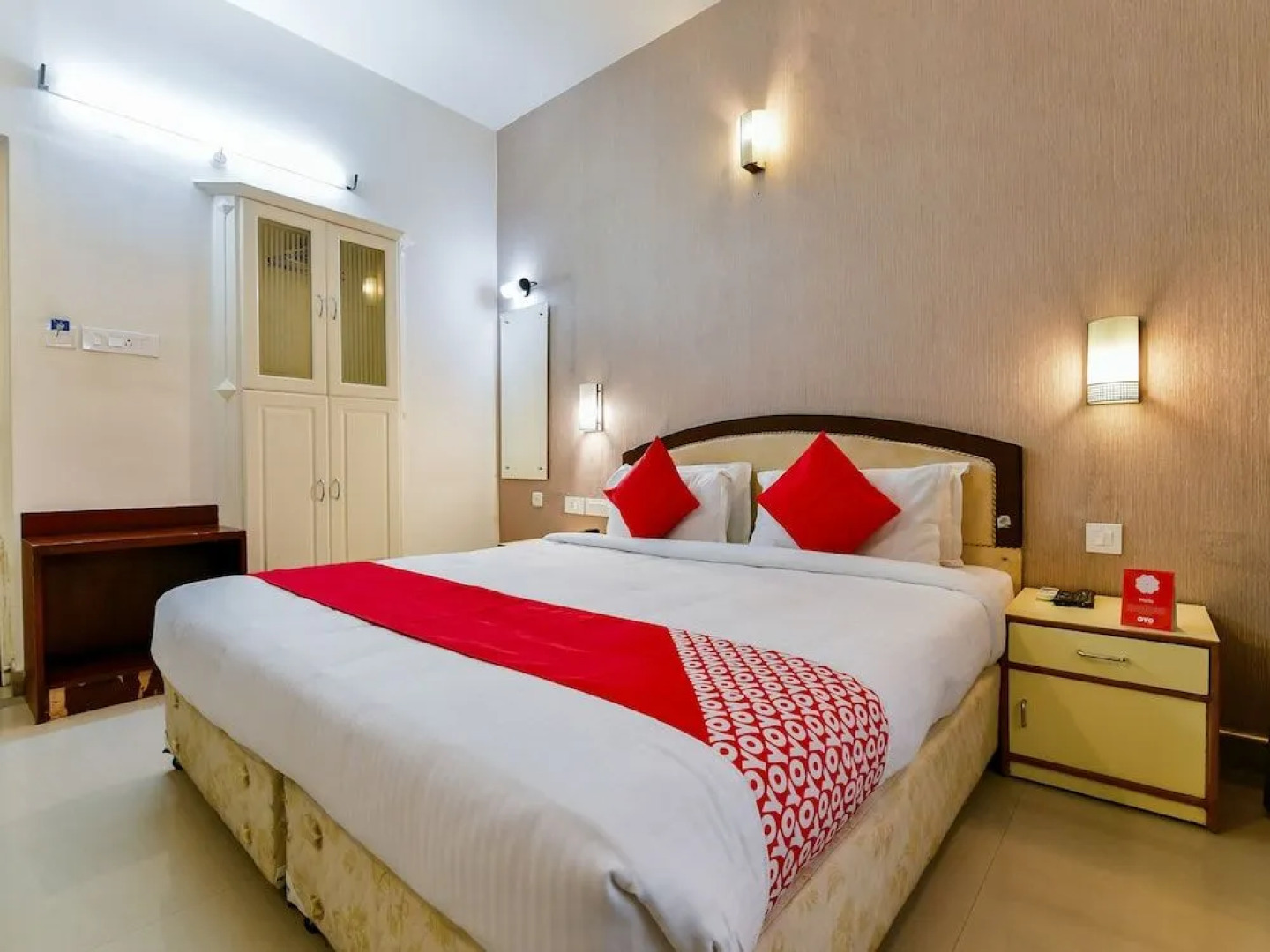 OYO 28129 Hotel Mjm International