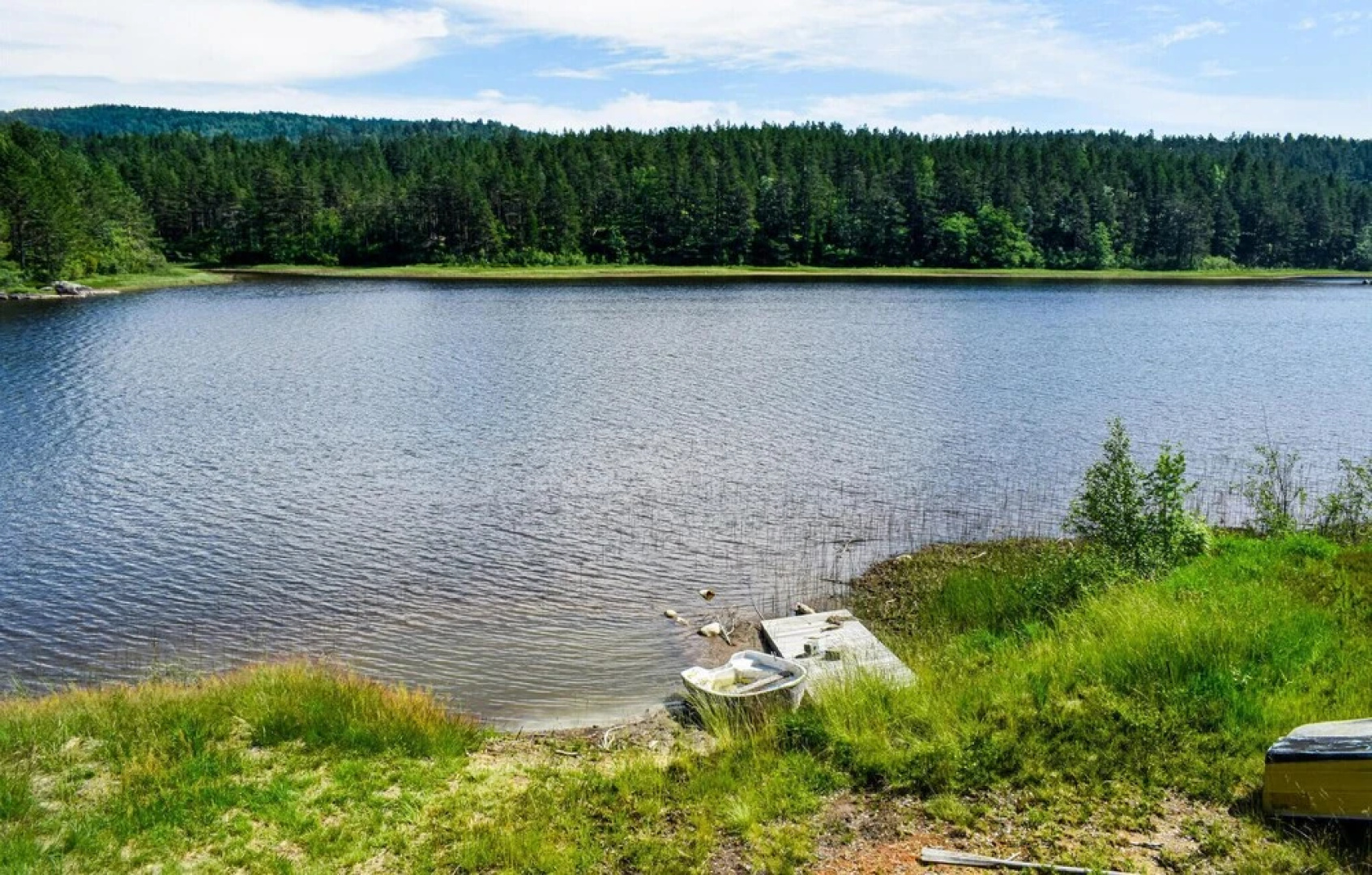 Beautiful Home in Hornnes With 2 Bedrooms and Wifi
