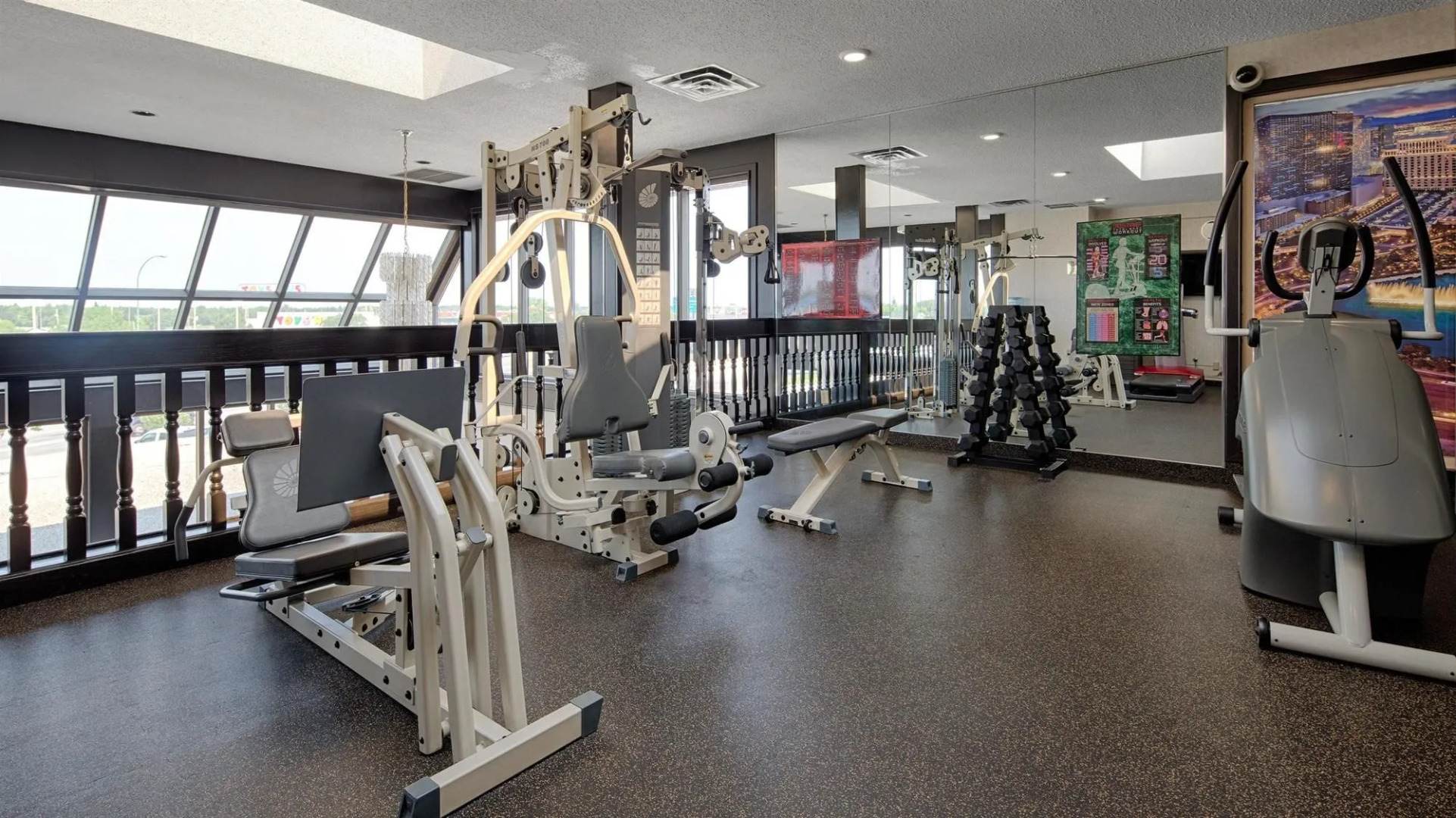 Seven Oaks Hotel Regina