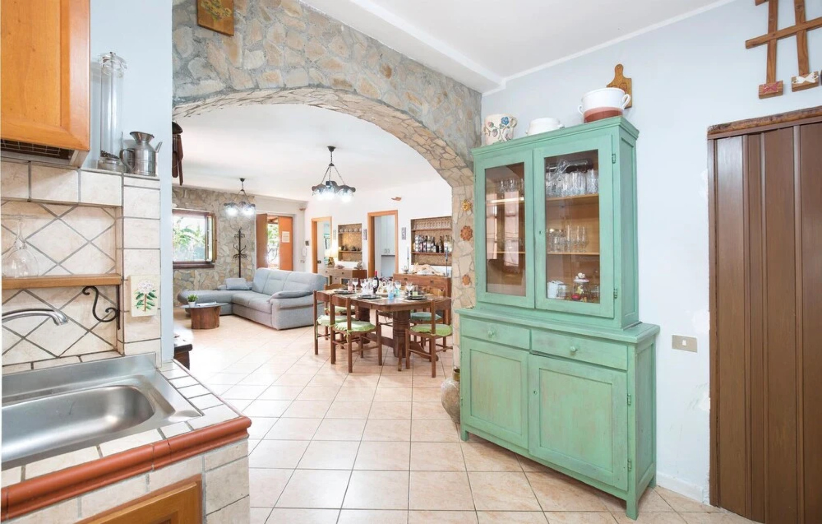 Stunning Home in Cittadella del Capo With 4 Bedrooms, Private Swimming Pool and Outdoor Swimming Pool