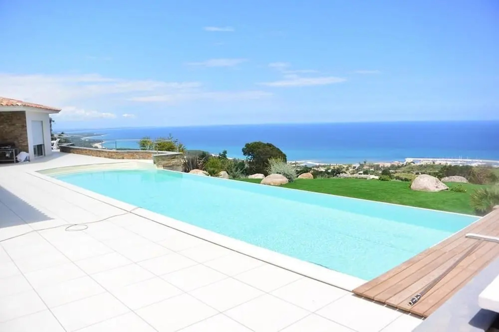Villa Colibri - 4 - Private Swimming Pool - SEA Viaw