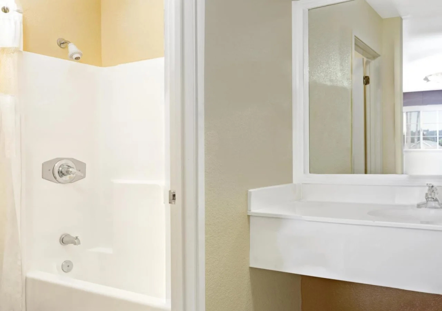 SureStay Hotel by Best Western Santa Cruz