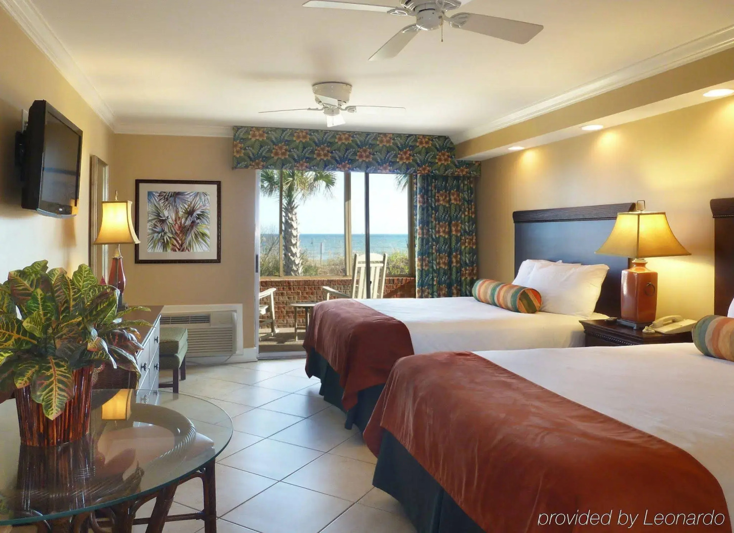 The Oceanfront Litchfield Inn