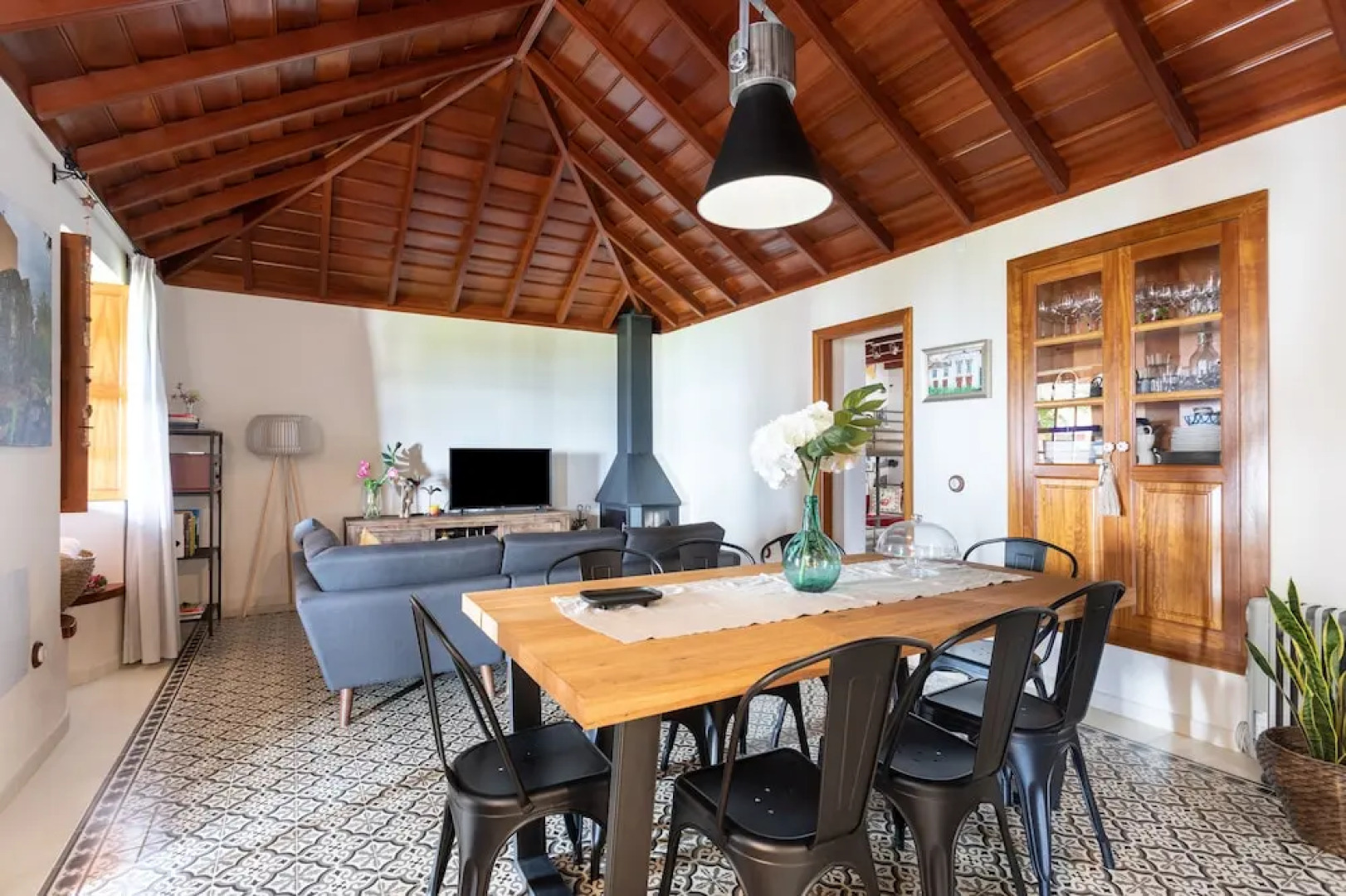 Homelike Luxury El Bebedero Sauces House