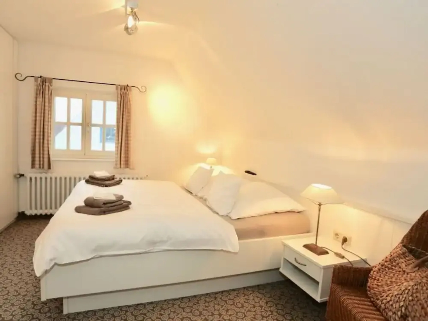 Strandhuus Modern Retreat