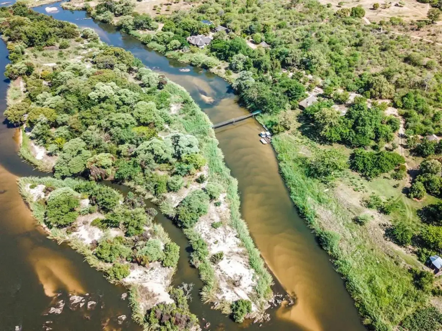 Mobola Lodge
