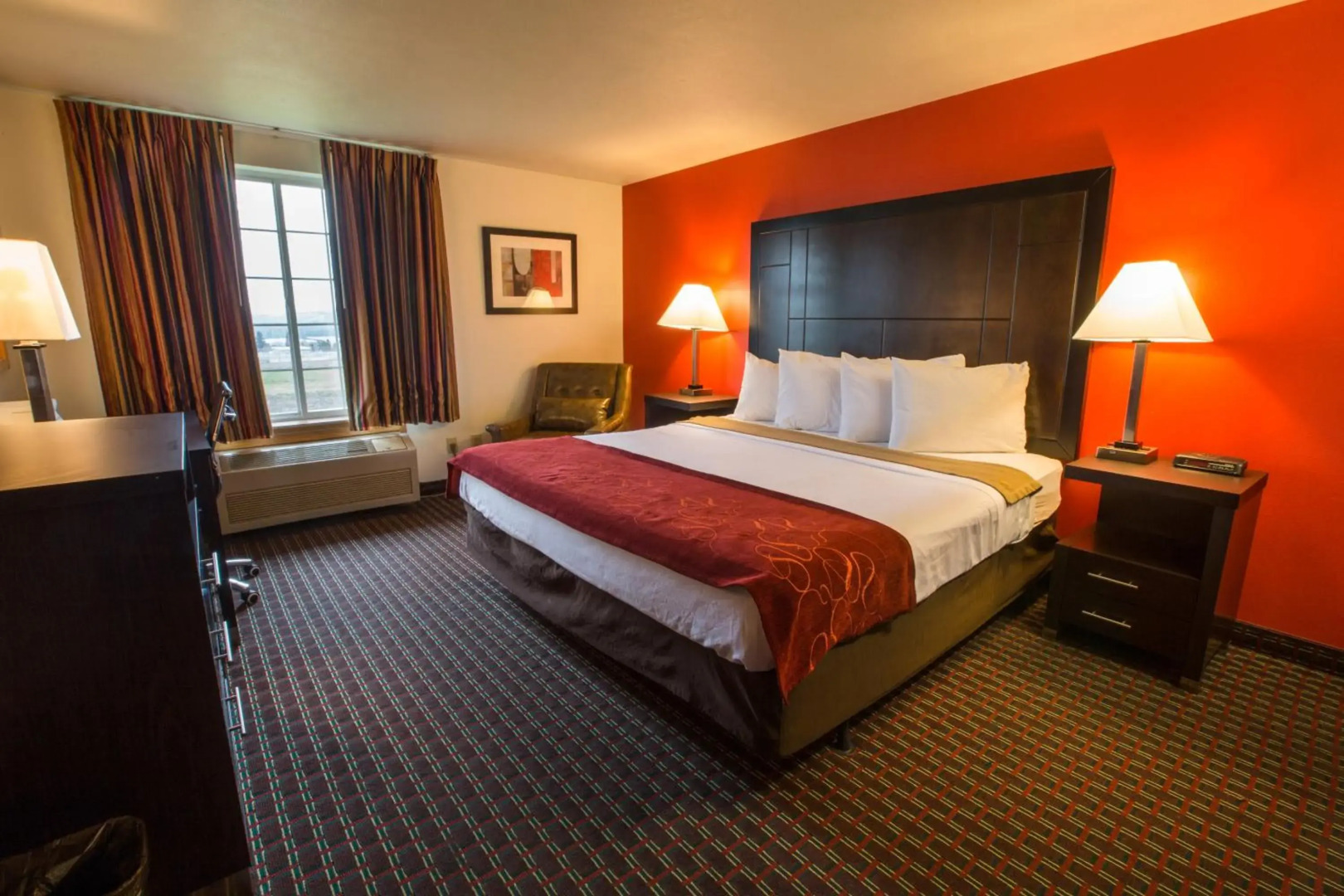 Bridgeway Inn & Suites Portland Airport