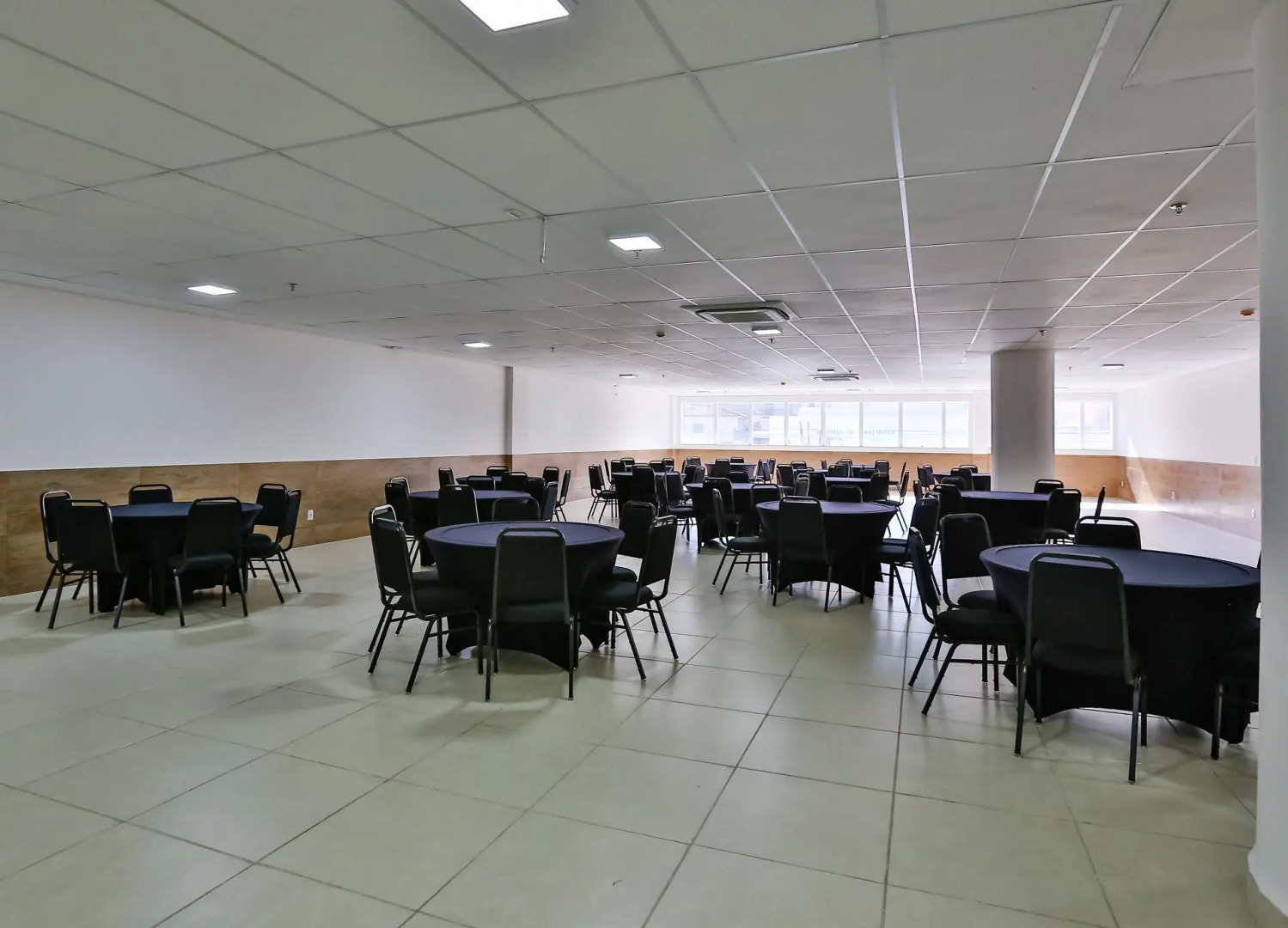 Nobile Inn London Anápolis