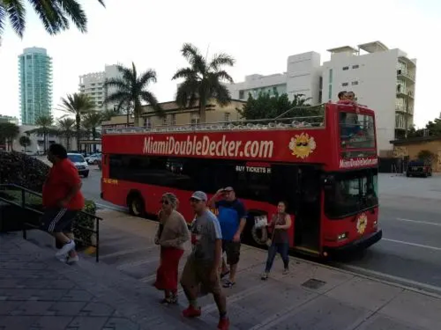 Miami Beach Suncoast Apartment III