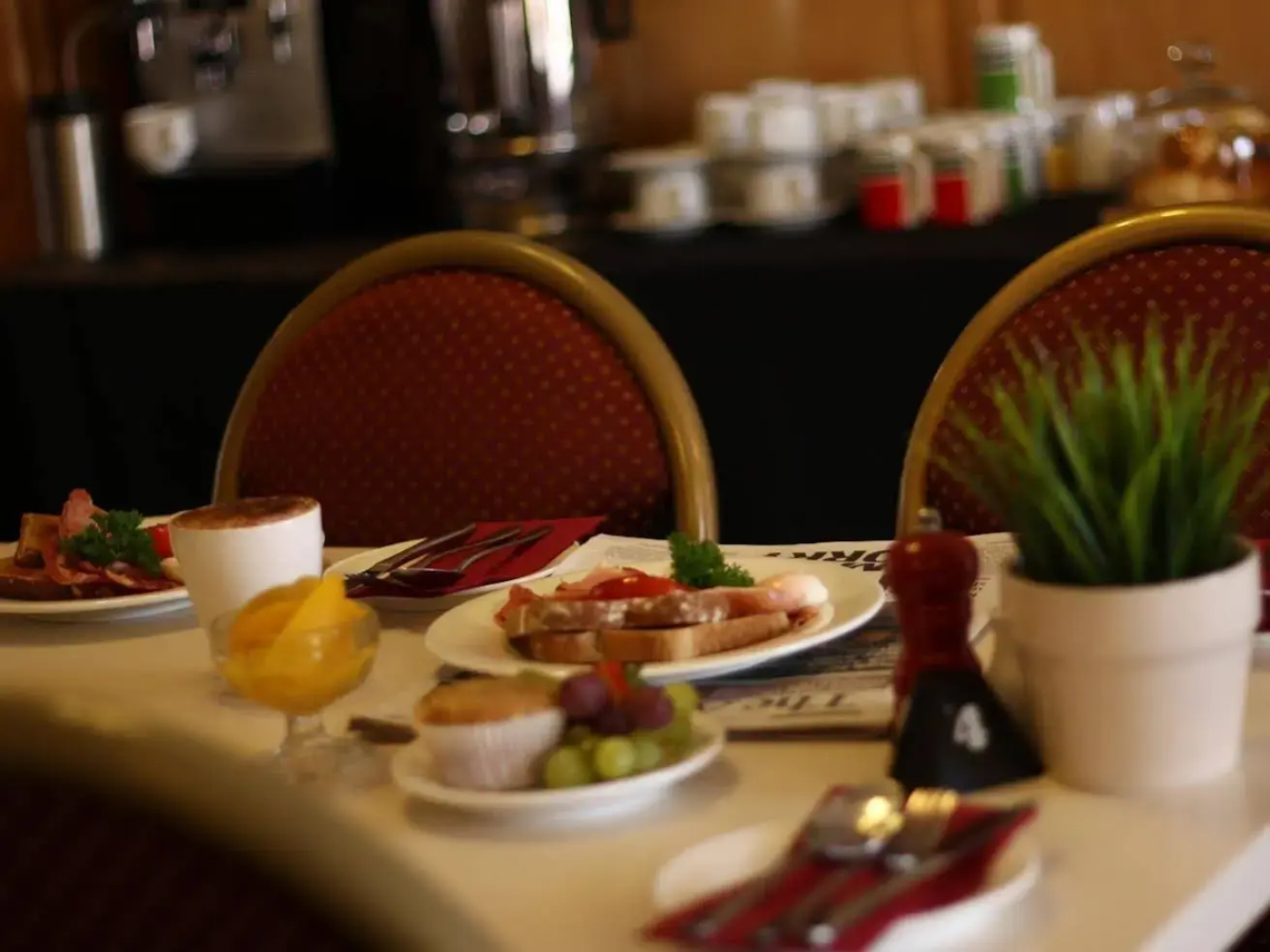 Adelaide International Motel