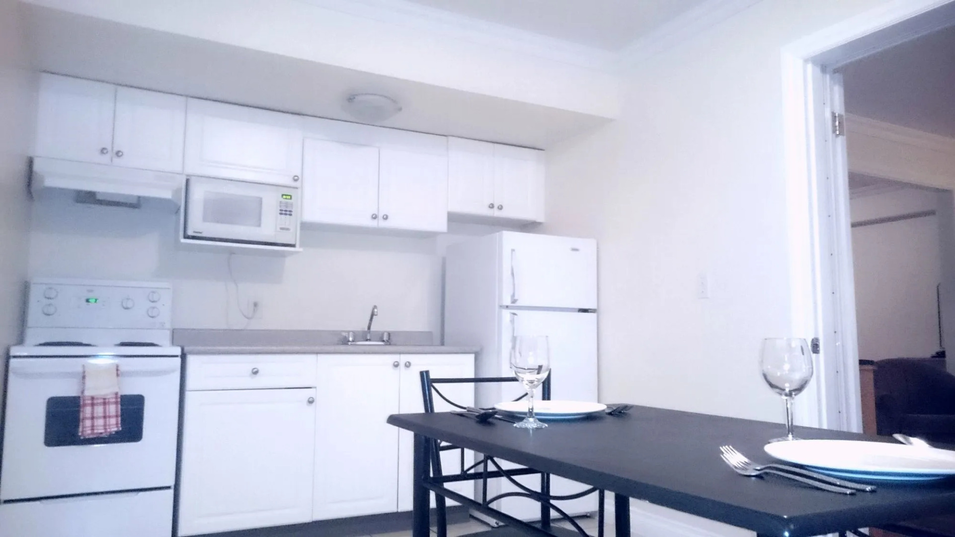 Holiday Inn Victoria Elk Lake by IHG