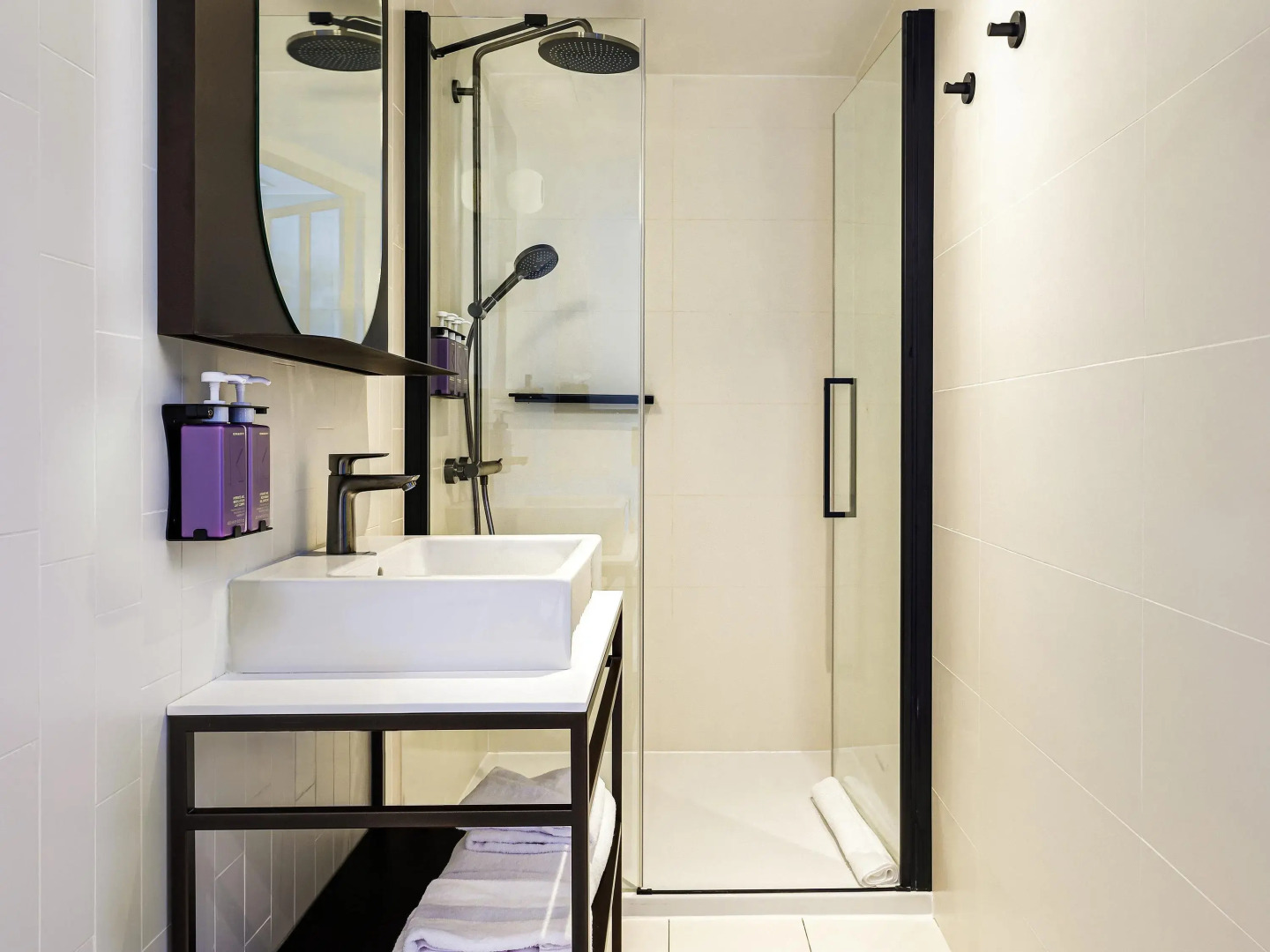 Tribe Paris La Defense Esplanade