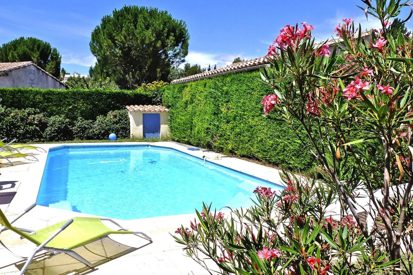 Holiday Home With Pool, Vaison-la-romaine