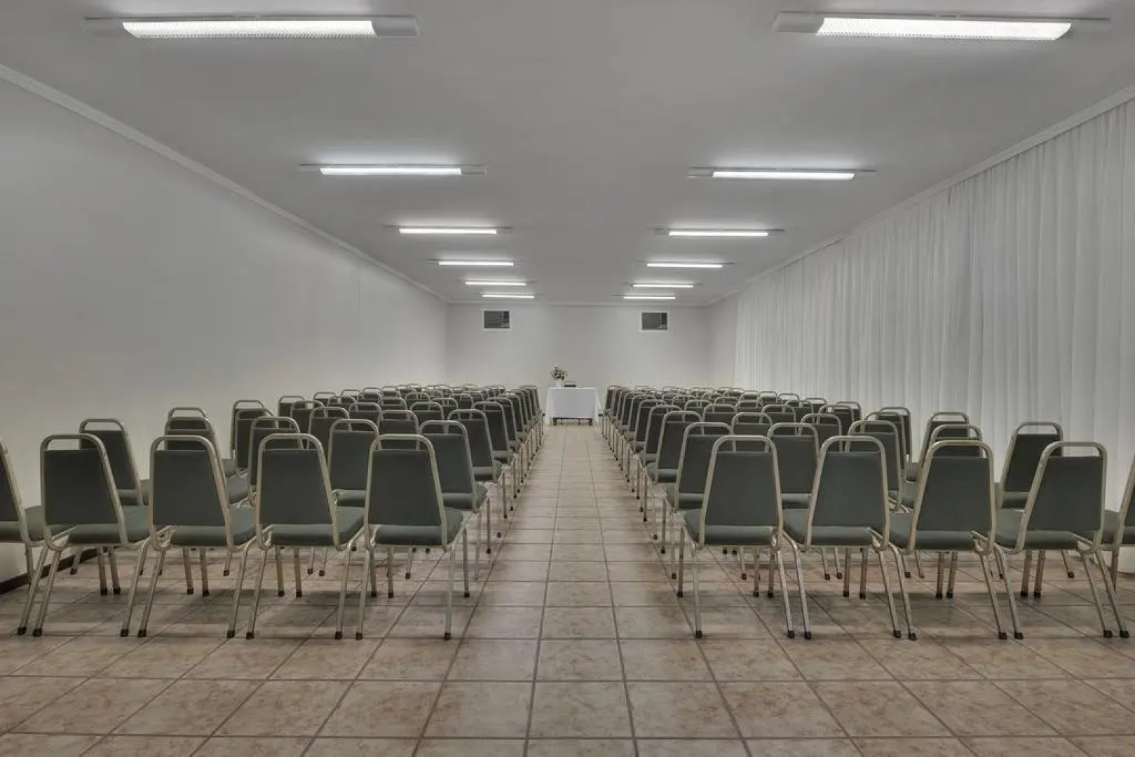 Hotel Deville Express Guaíra