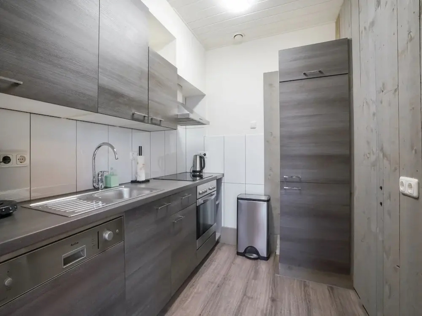 Stay With Garden, Limburg