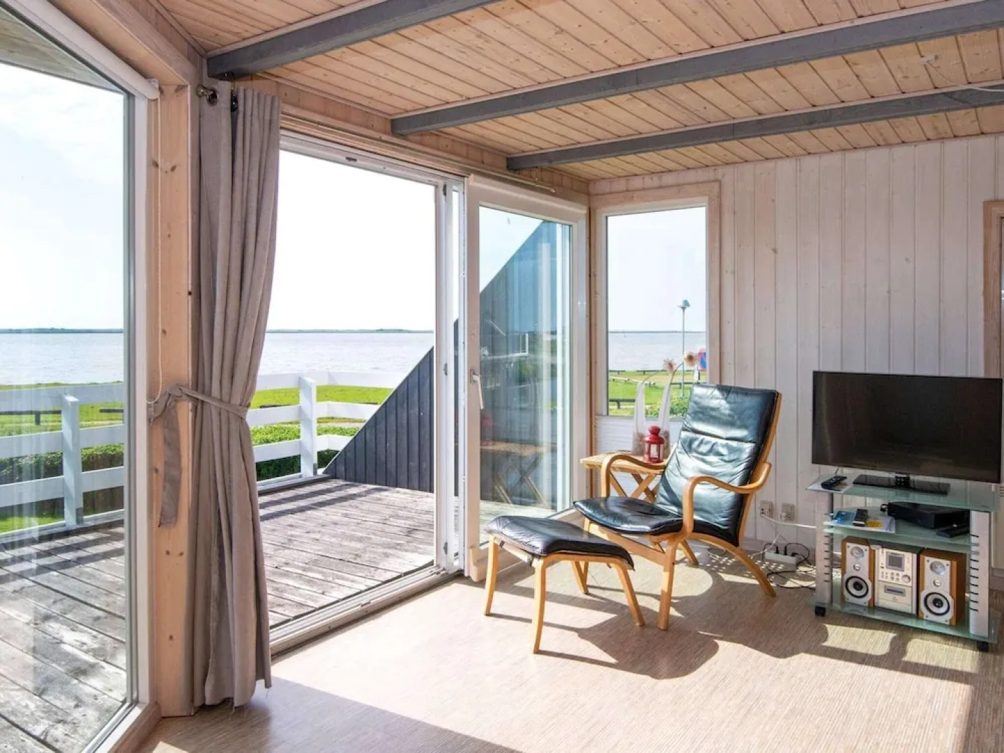 8 Person Holiday Home in Hemmet-by Traum