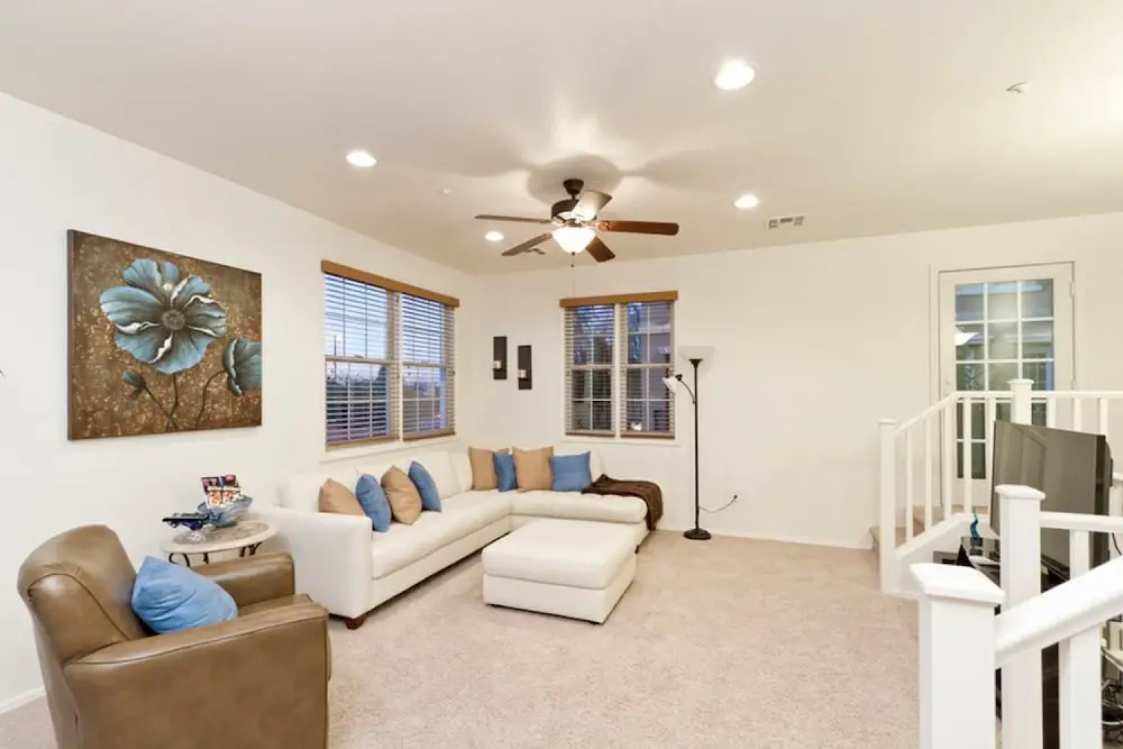 Morning Glory 3 BR by Casago