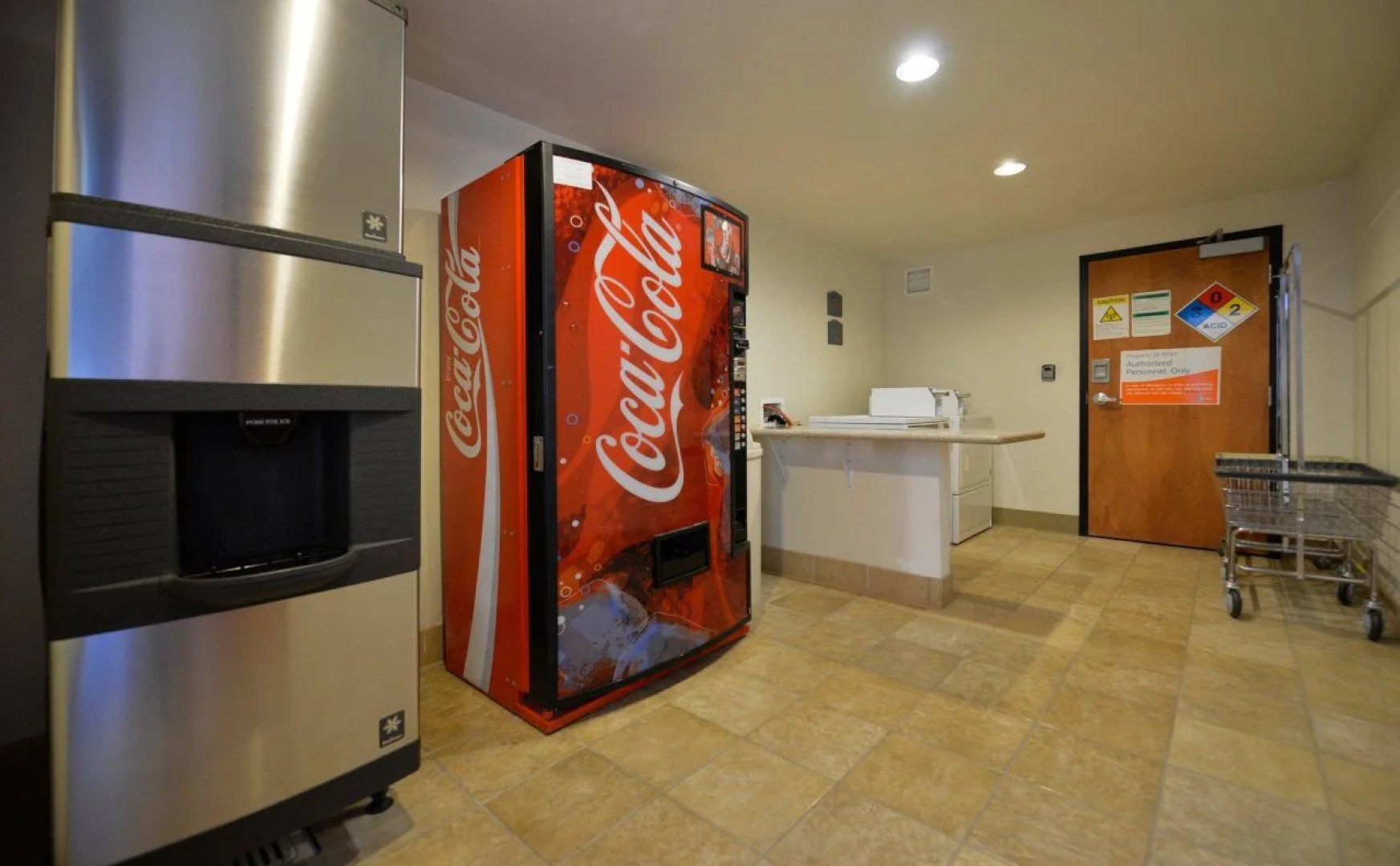 Holiday Inn Express & Suites Elk Grove West I-5 by IHG