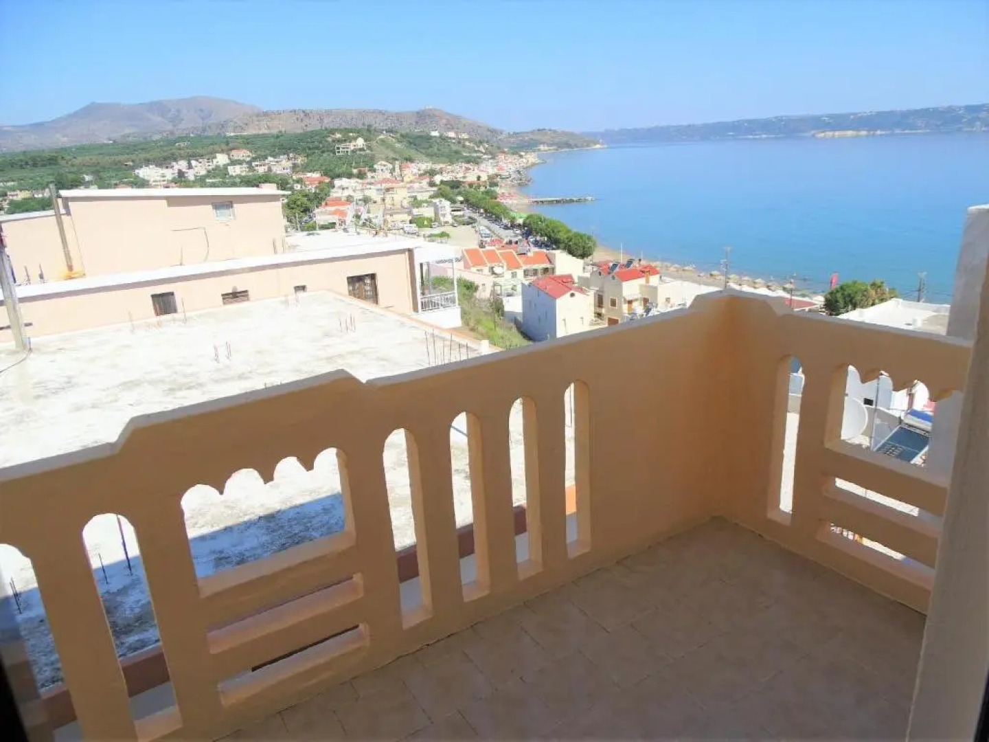 Emilia Studios And Apartments