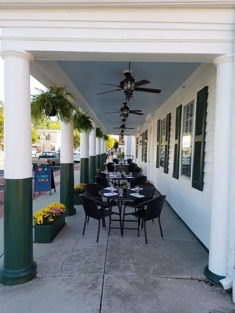 Washington Inn and Tavern