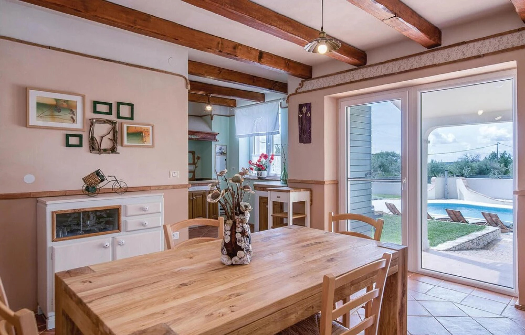 Stunning Home in Krnica With Wifi and 4 Bedrooms