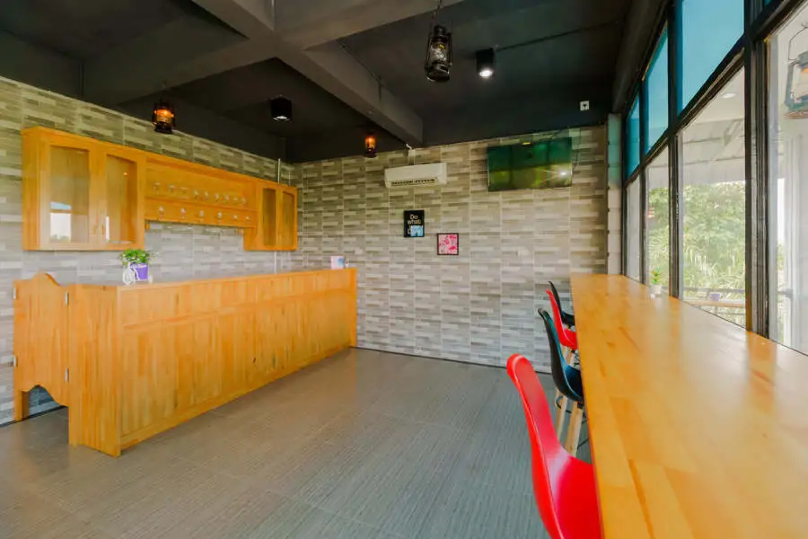 RedDoorz Plus near Kualanamu International Airport 2