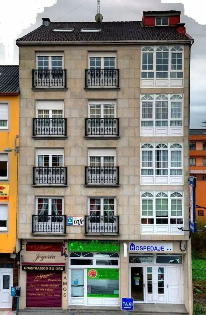 Guesthouse Residencia Miñones