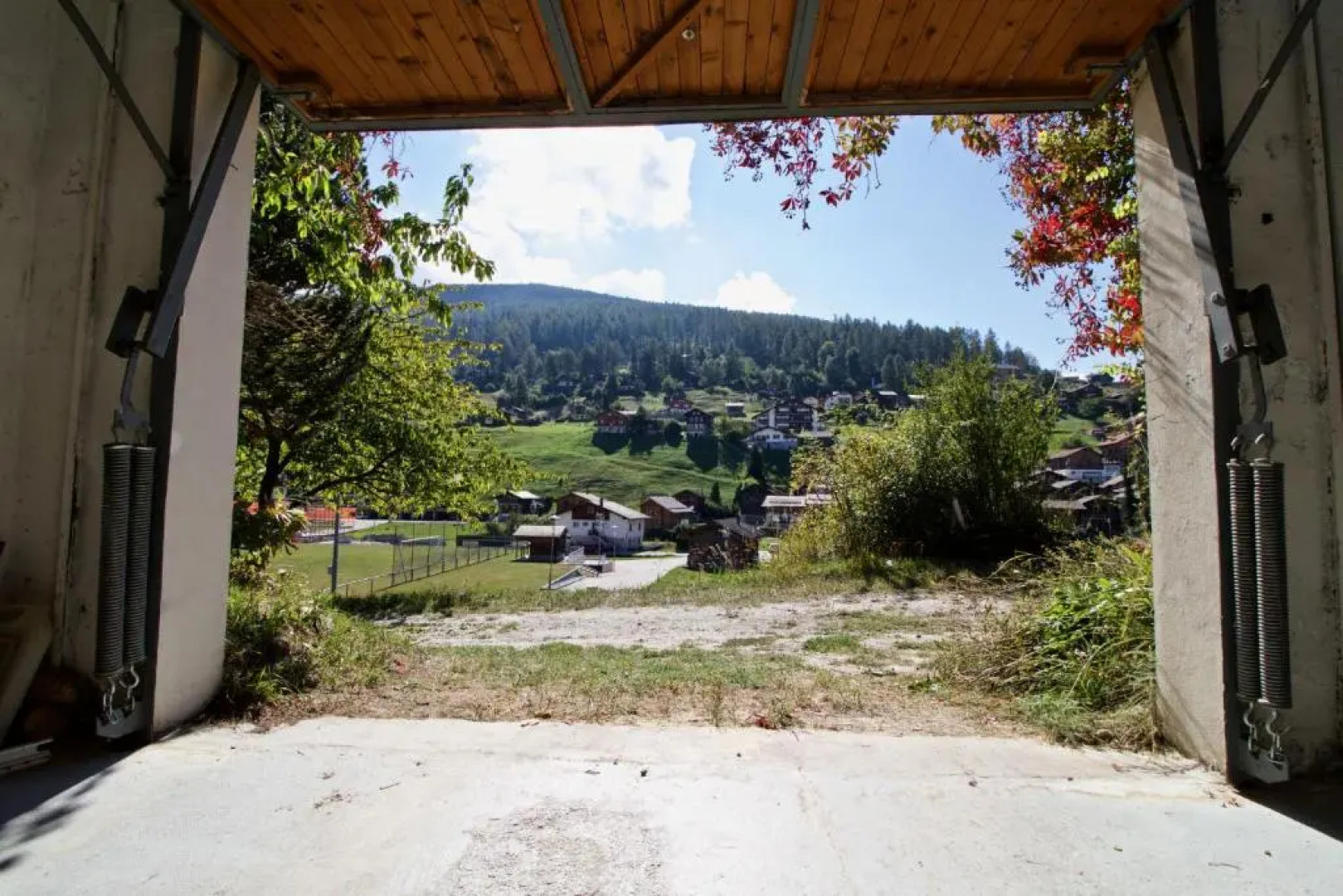 Magnifique Chalet Familial Pour 10 Personnes au Coeur de Nax