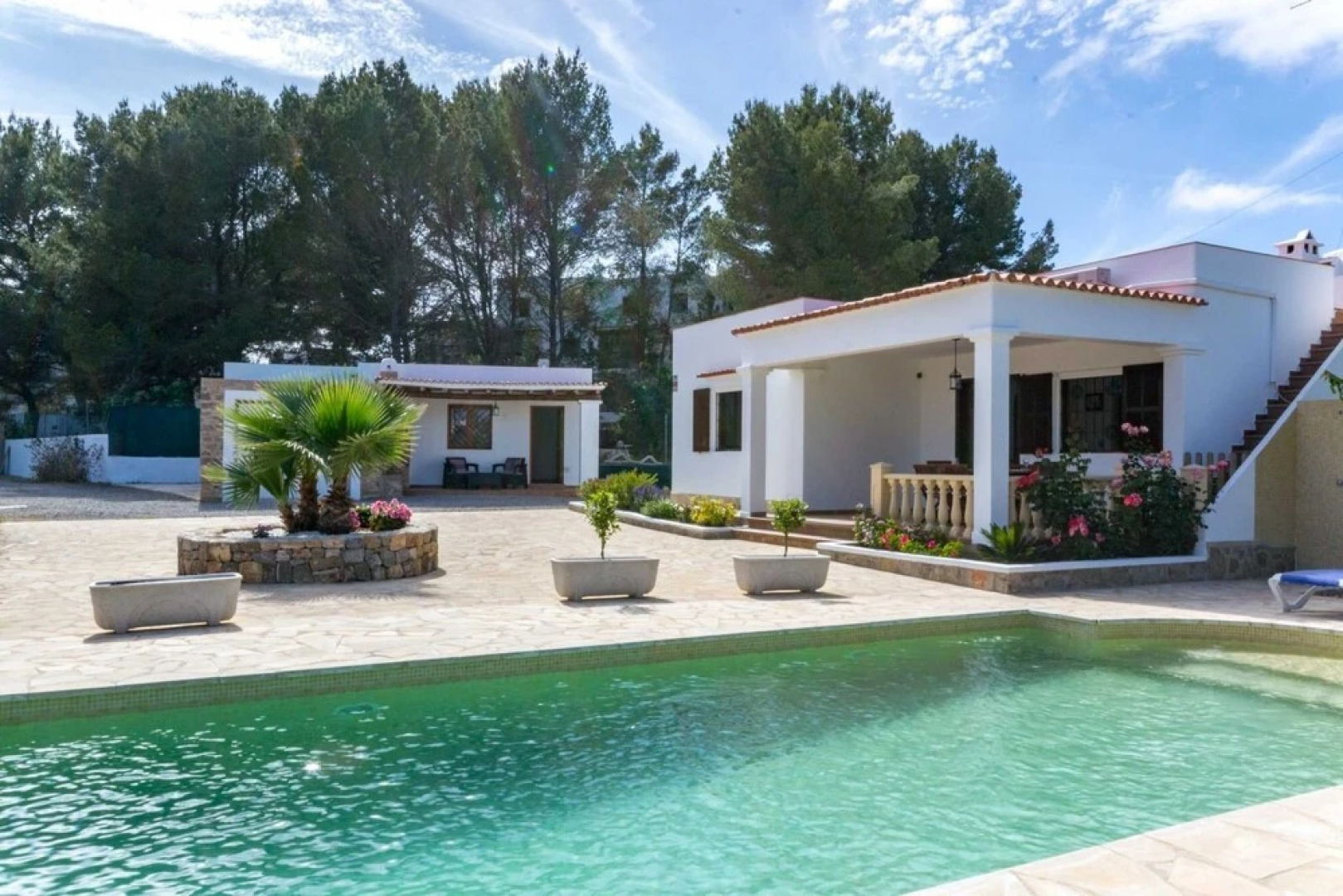 Cana Lali - House with Bungalow